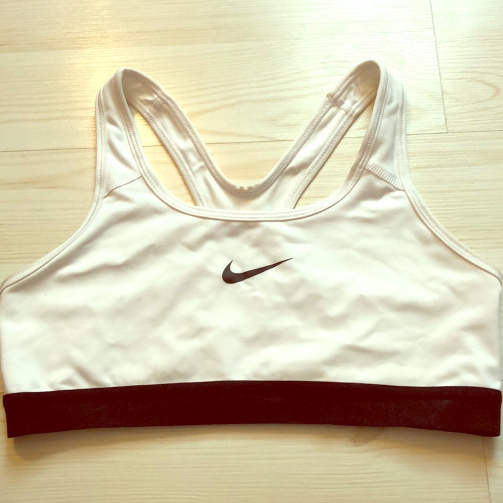M Nike Sports Bra